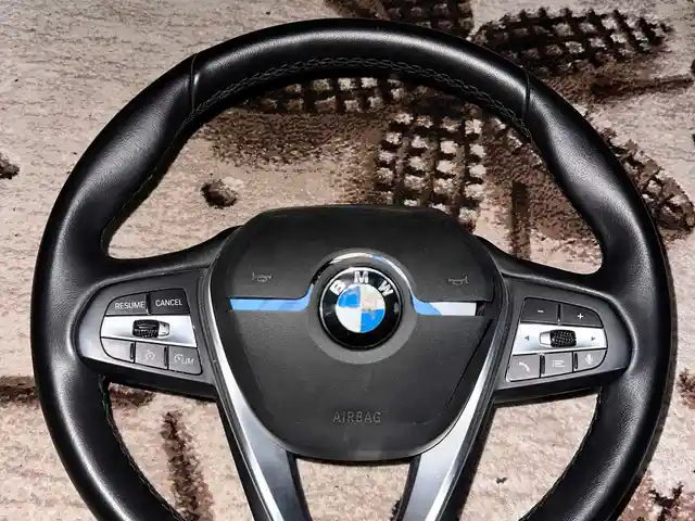 Руль от BMW, Худжанд