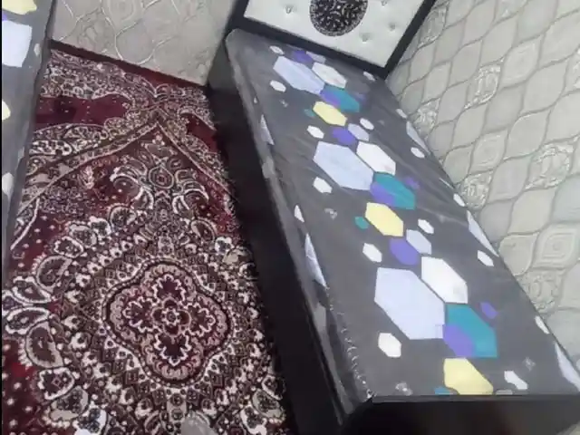 Односпальная кровать, Душанбе