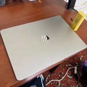 Ноутбук Makbook Air 13,6 M4, Душанбе