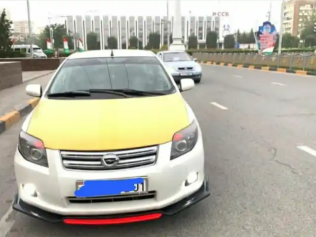 Универсальная губа на Toyota Axio, Душанбе