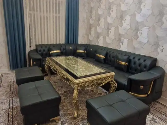 диван честер, Хуҷанд