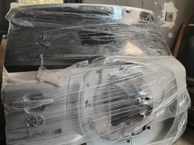 Дверь багажника от Toyota, Ховалинг