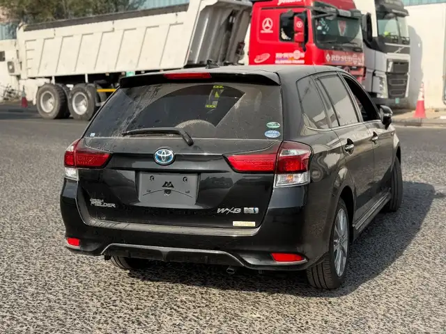 Toyota Fielder