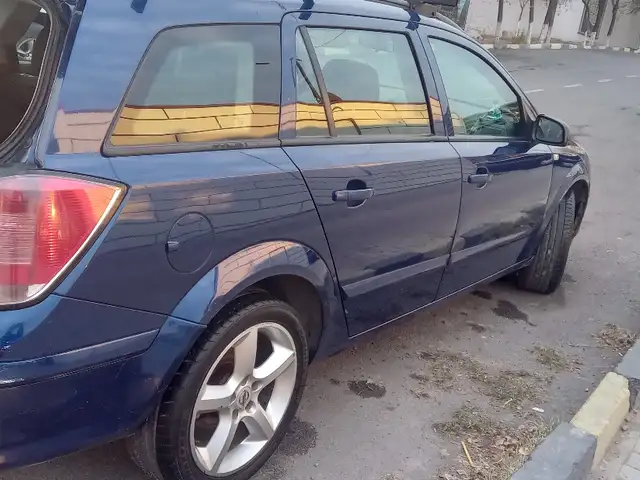 Opel Astra H
