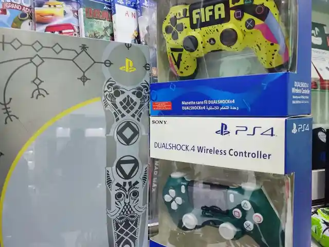 Игровая приставка PlayStation 4 Pro Limited Edition God of War 1TB / 6, Душанбе - 9
