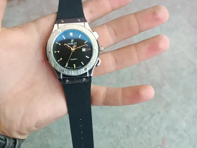 Часы Hublot, Душанбе
