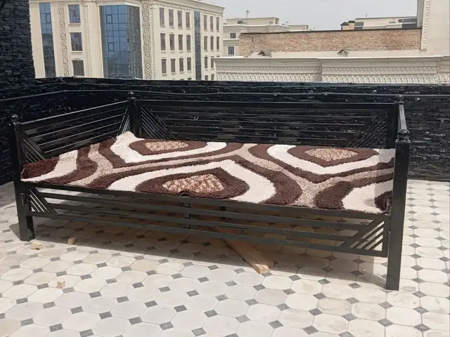 Катхои замонави бо фармоиш, Душанбе
