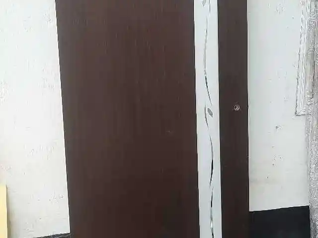 Дверь, Душанбе