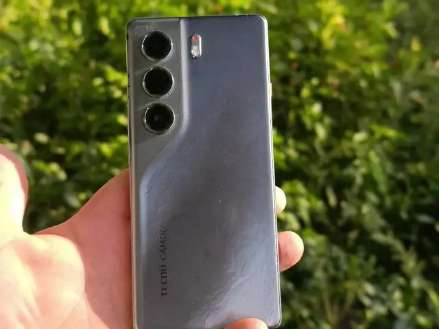 Tecno camon 40, 256gb, Вахдат
