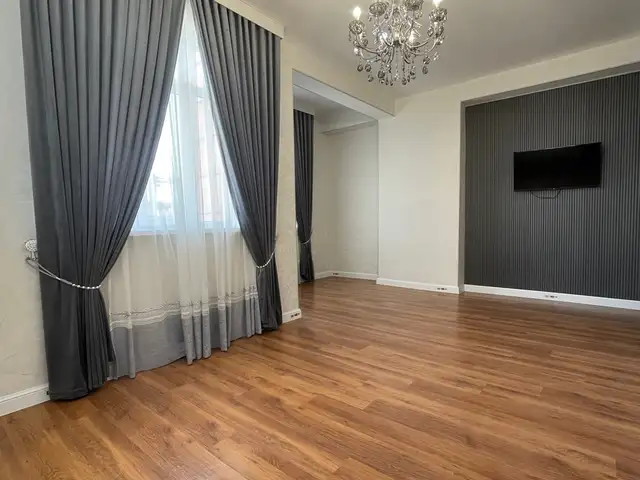2-комн. квартира, 2 этаж, 92 м², Сино-2 на против Базарчик Зарафшон , Душанбе - 2
