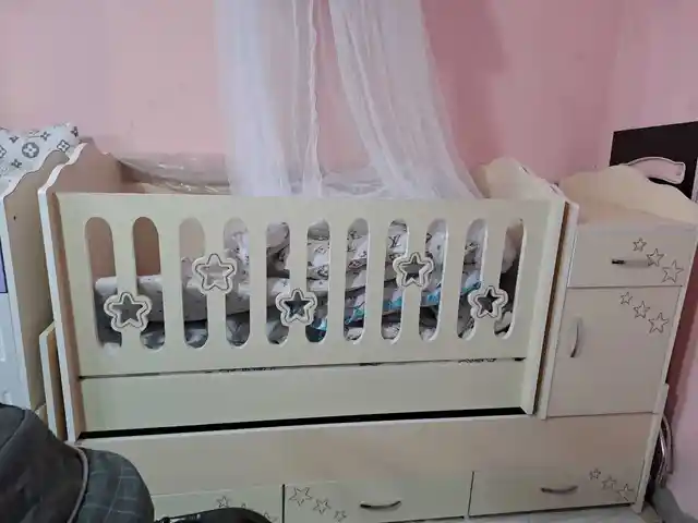 Колыбель и шкаф, Душанбе
