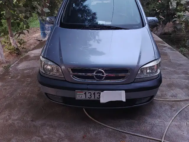 Opel Zafira