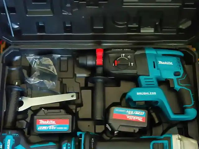 Набор Makita 3в1 5ah, Душанбе