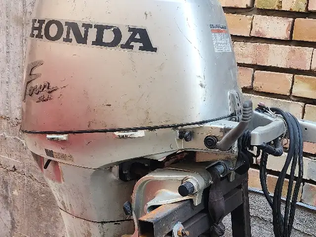 Лодочный мотор Honda BF50 4 такт, Худжанд