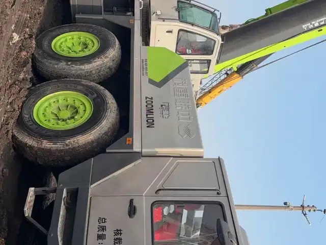 Автокран 80 тонна, Худжанд