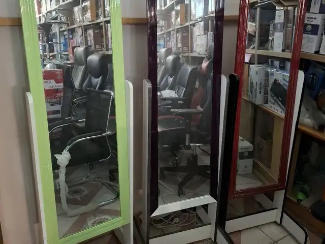 Зеркало напольное, Худжанд