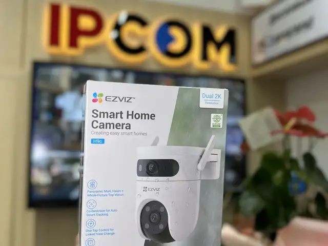 Ezviz Двухобъективная панорамно-наклонная Wi-Fi-камера CS-H9c 3MP+3MP, Худжанд
