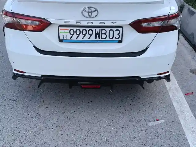 Диффузор на задний бампер Toyota Camry 6 XSE, Душанбе