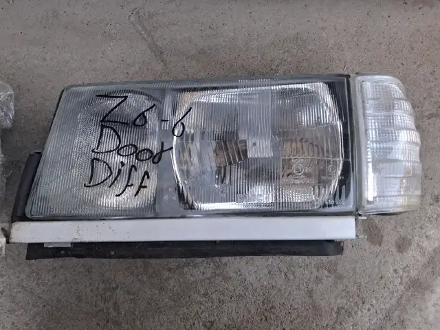 Передние фары Mercedes-Benz w201 190, Худжанд