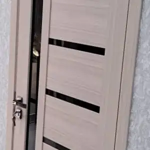 Дверь, Душанбе