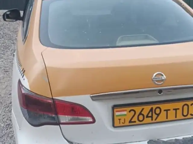 Nissan Almera