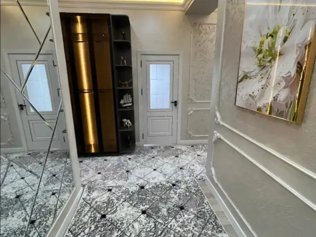 3-комн. квартира, 9 этаж, 94 м², 18мкр, Хуҷанд