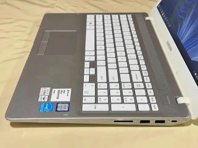 Ноутбук Samsung 500R5H, Хуҷанд