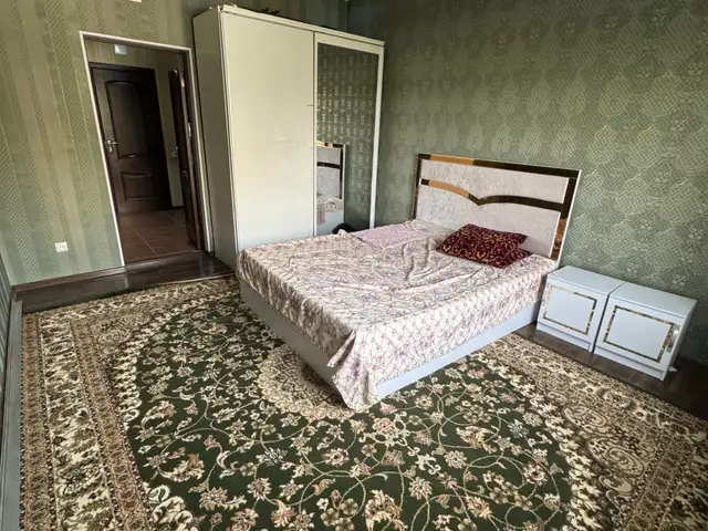 2-комн. квартира, 4 этаж, 88м², Чордома, бари коллечи омузгори доми зард, Душанбе