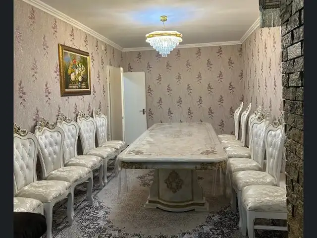 3-комн. квартира, 4 этаж, 73 м², Центр, Бустон (Чкаловск)