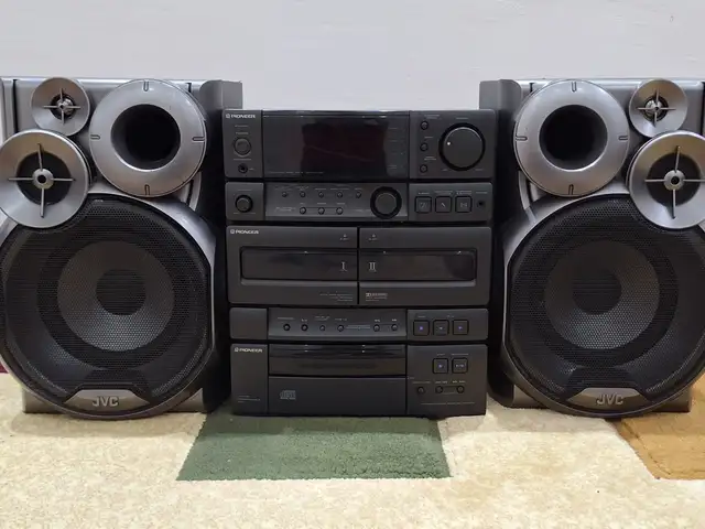 Музыкальный центр Pionner XR-P340, Душанбе