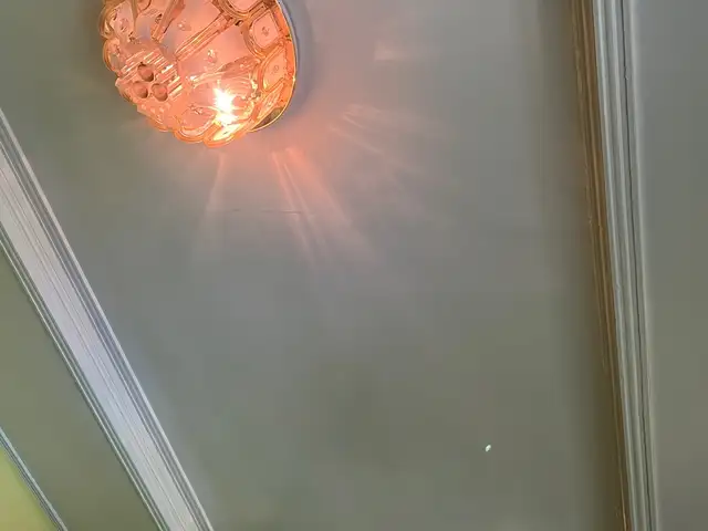 Люстра, Душанбе