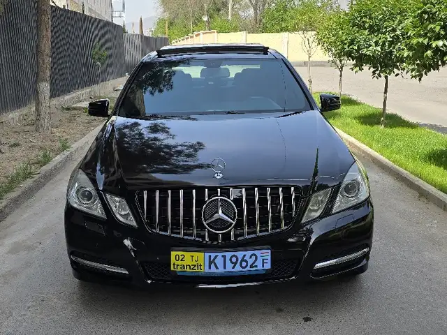 Mercedes-Benz E class