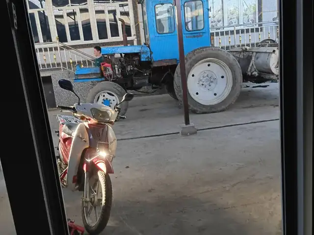 Трактор, Ашт