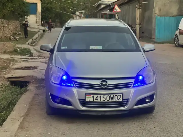 Opel Astra H