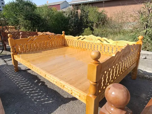 Кат, Исфара