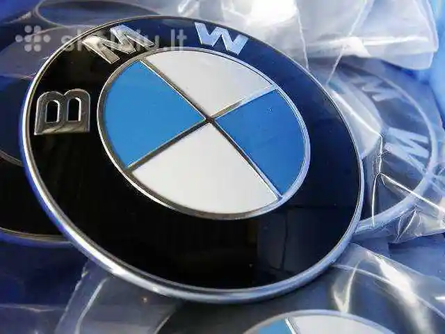 Эмблема капота BMW, Худжанд
