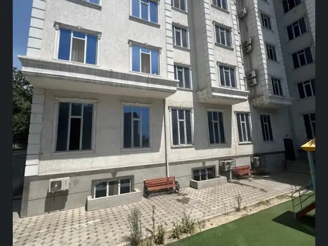 Помещение под свободное назначение, 85м², 33 мкр, Хуҷанд
