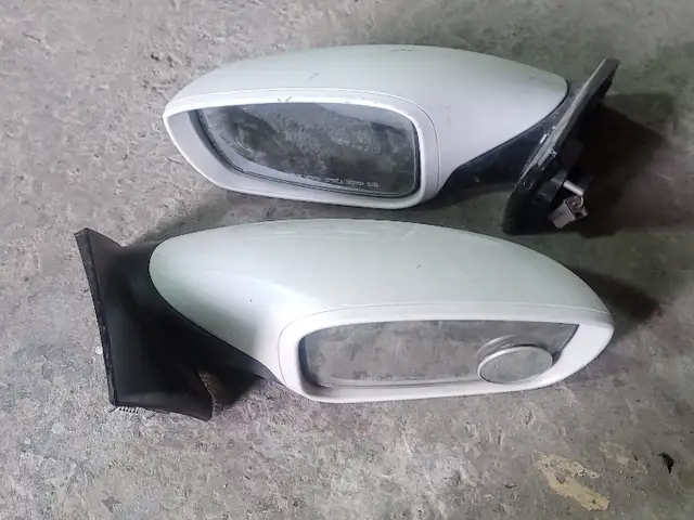 Зеркало от Hyundai sonata, Худжанд