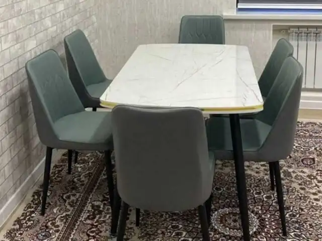 Стол и стулья, Душанбе
