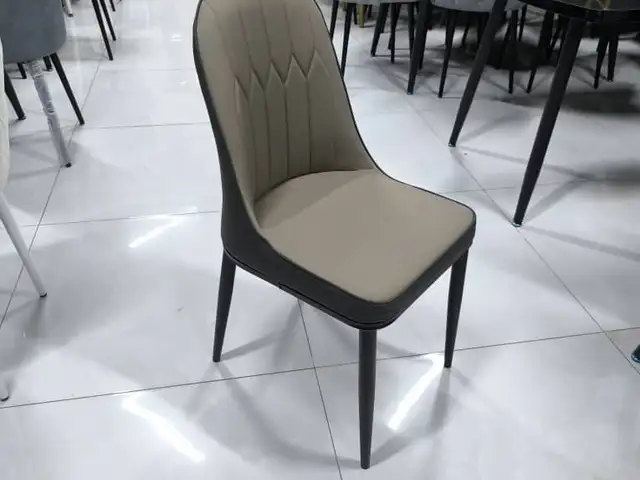Стул, Душанбе