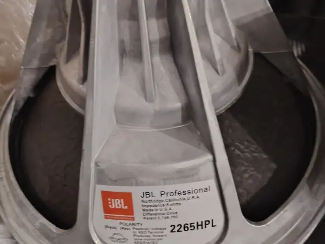 Динамики JBL 2265HPL, Турсунзода