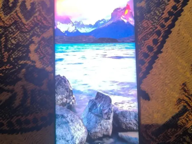 LG Wing 5G, Душанбе