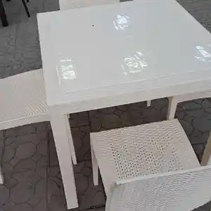 Стол и стулья, Душанбе