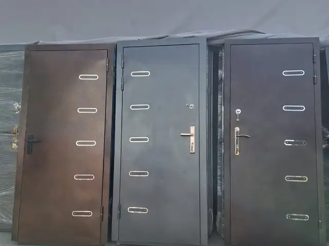 Дверь, Душанбе