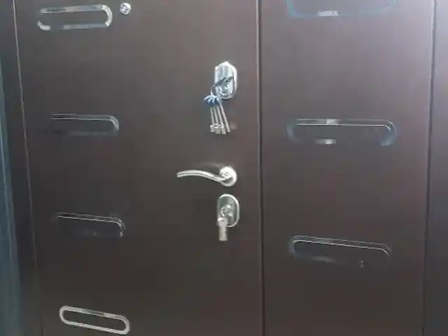 Железная дверь, Душанбе