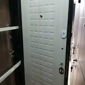 Дверь, Душанбе