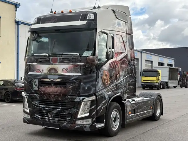 Седельный тягач Volvo FH500 Eiro 6 10/2014, Душанбе