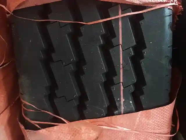 Шины 9.00 R20, Душанбе