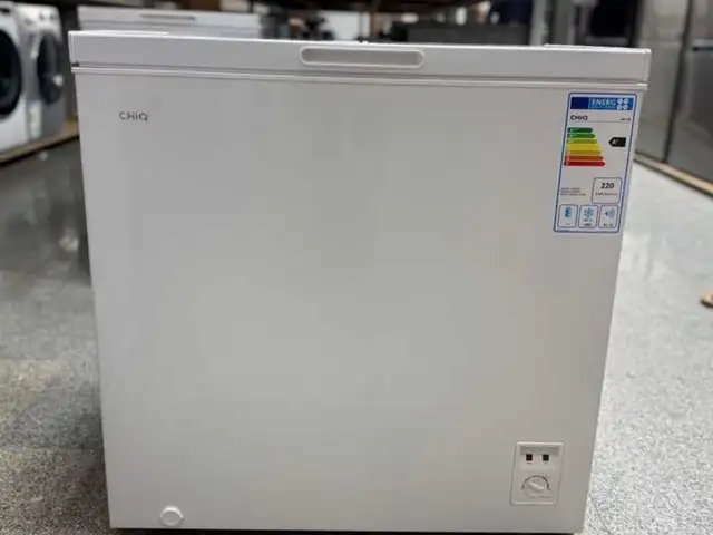 Морозильник Chiq 200л, Душанбе