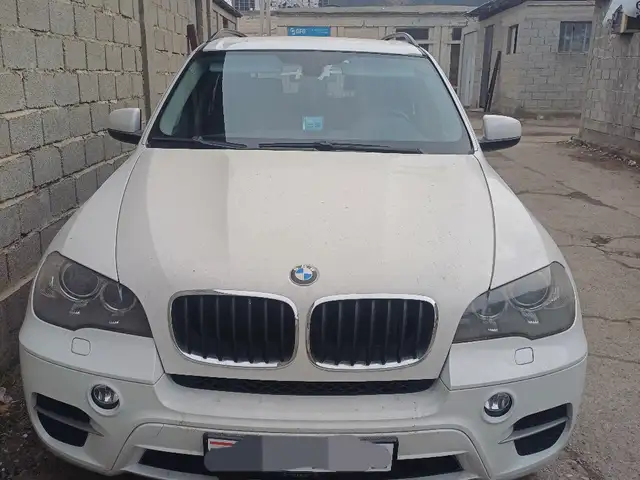 Лобовое стекло от BMW X5, Худжанд